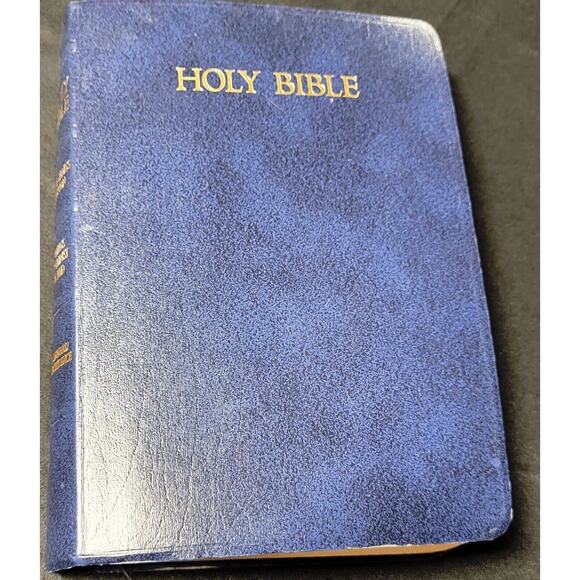 Holy Bible KJV New & Old Testament Red Letter Leatherette Concordance Dictionary - Picture 1 of 9